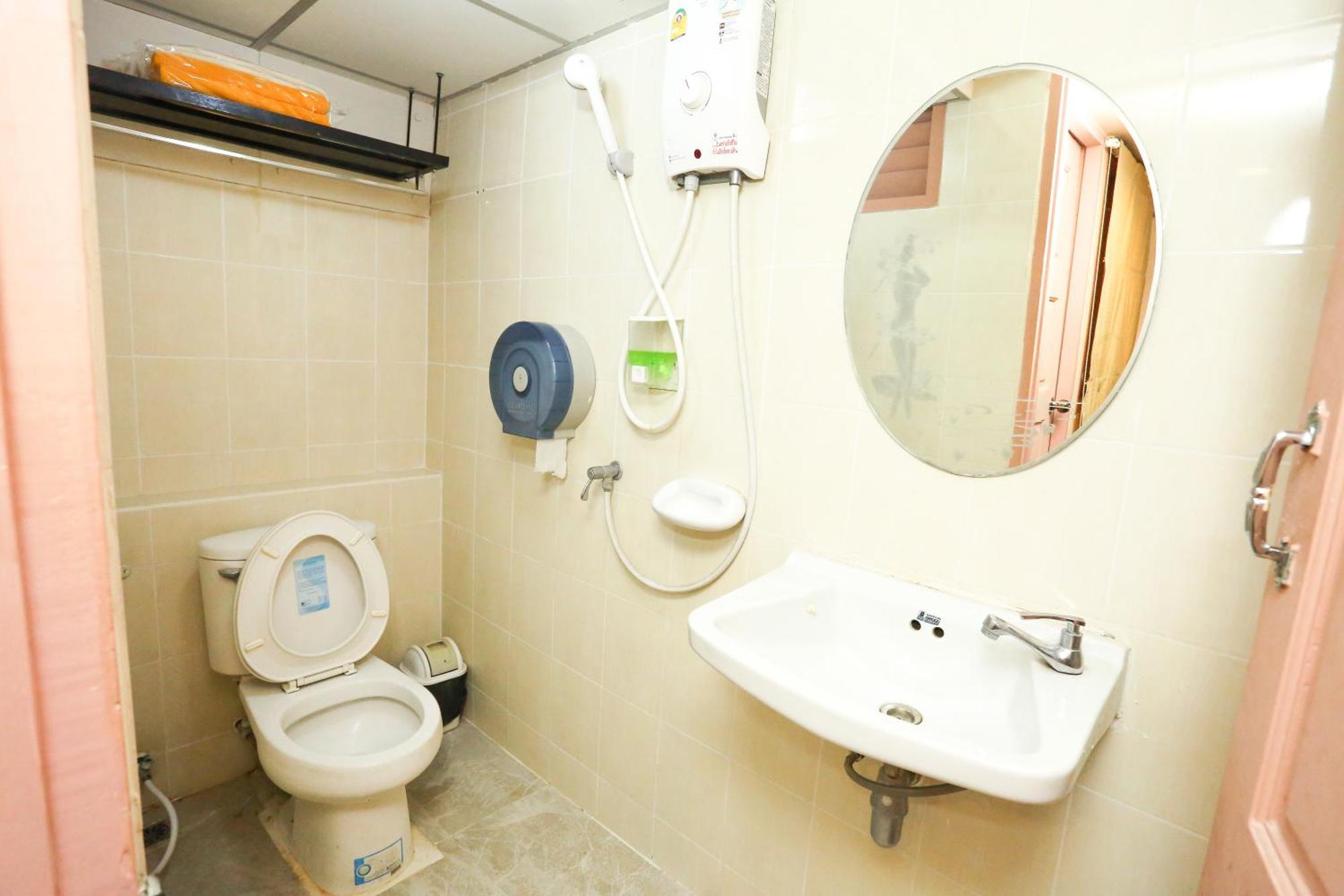 Pjr Chateau Bangkok Extérieur photo