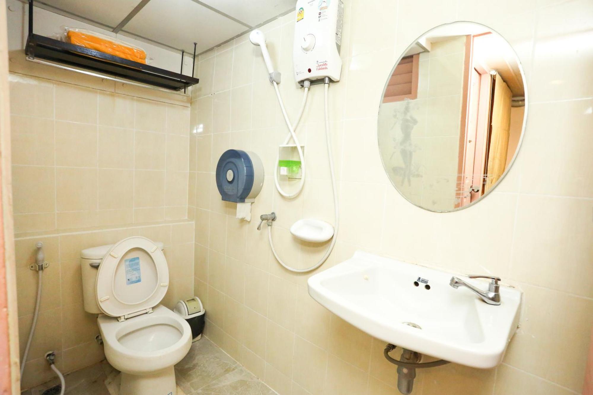 Pjr Chateau Bangkok Extérieur photo